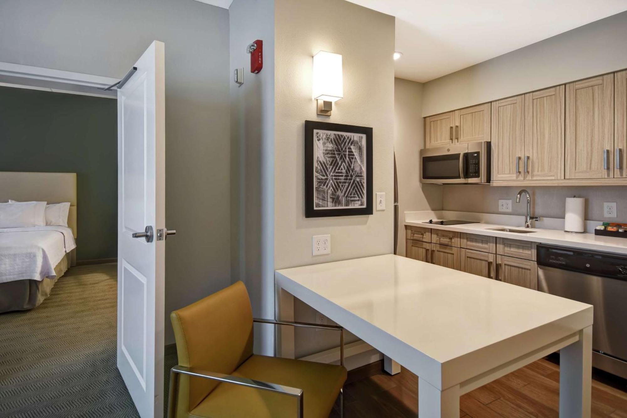 Homewood Suites By Hilton Greenville Downtown Экстерьер фото