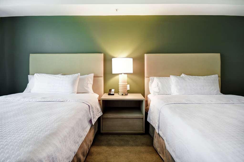 Homewood Suites By Hilton Greenville Downtown Номер фото